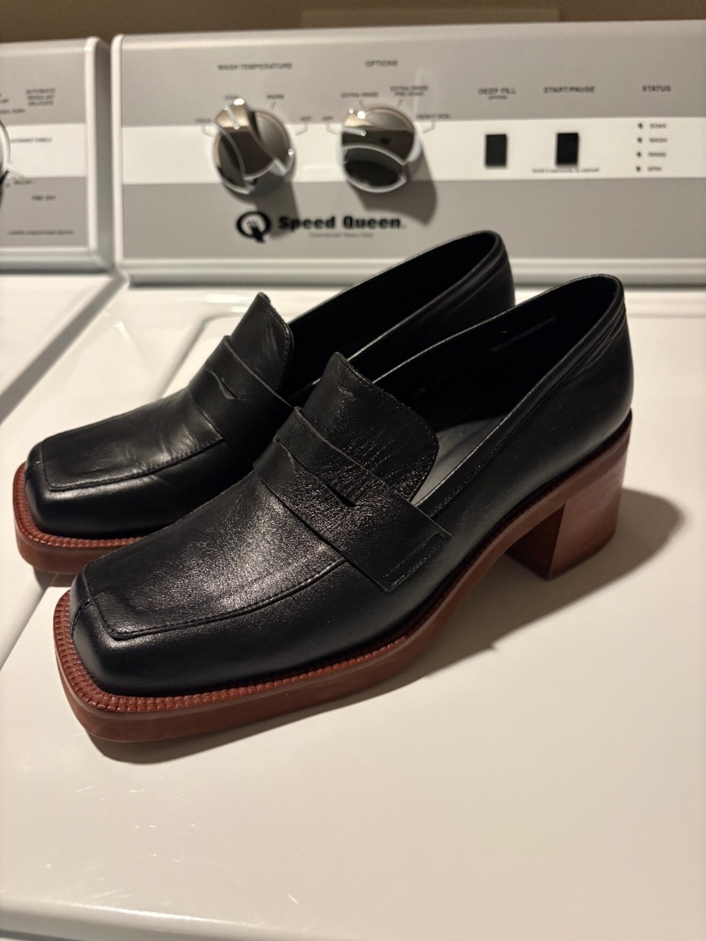 Alohas Leather Loafers